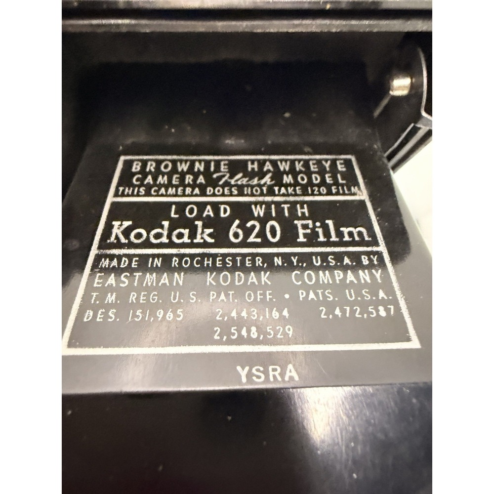 Vintage Kodak Brownie Hawkeye Flash Model Box Camera 1950s Film Camera - Picture 4 of 10